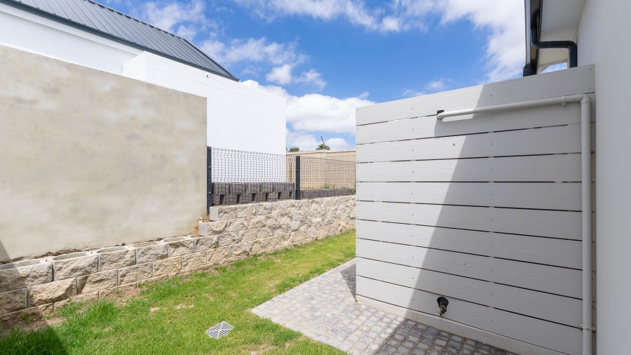 3 Bedroom Property for Sale in Kingswood Golf Estate Western Cape